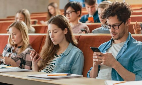 The new drupal theme installing features